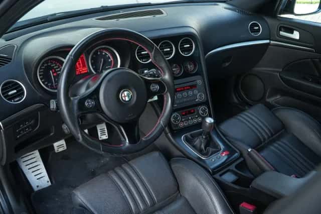 Alfa Romeo 159 (2012) thumbnail 4