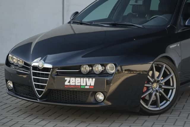 Alfa Romeo 159 (2012) thumbnail 6