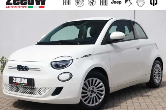 Fiat 500e (2022) thumbnail 1