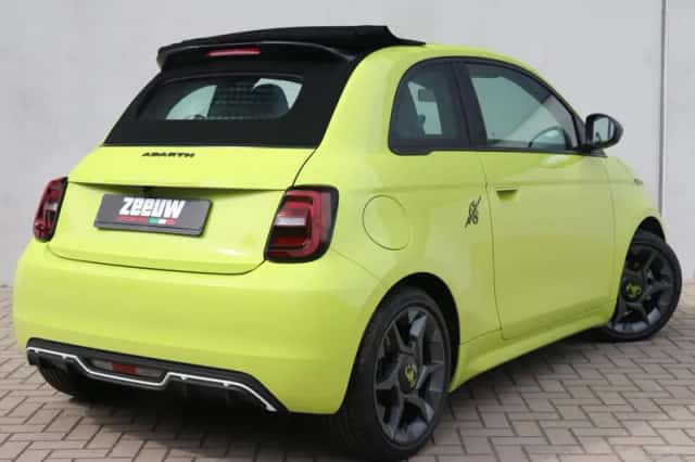Abarth 500 C (2026) thumbnail 2