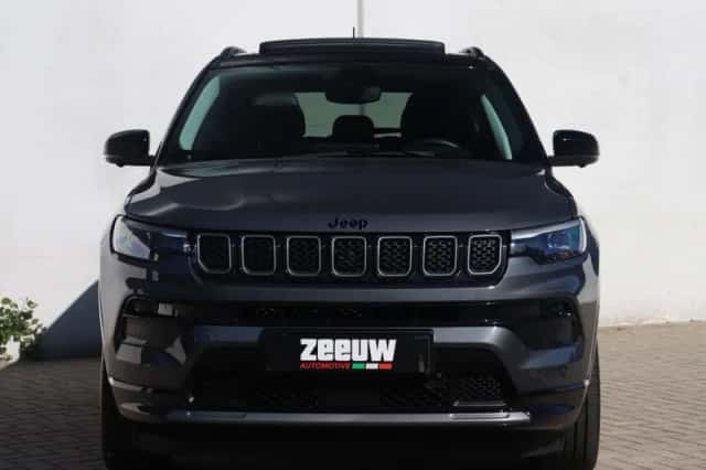 Jeep Compass (2024) thumbnail 6