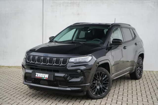 Jeep Compass (2022) thumbnail 3