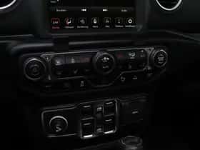 Jeep Wrangler (2022) thumbnail 15