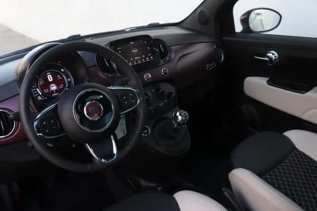 Fiat 500 (2020) thumbnail 4