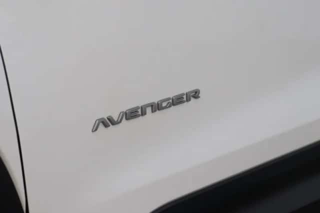 Jeep Avenger (2024) thumbnail 5