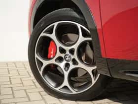 Alfa Romeo Tonale (2023) thumbnail 16
