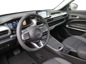 Jeep Avenger (2024) thumbnail 2