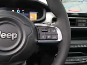Jeep Avenger (2024) thumbnail 25