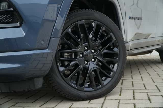 Jeep Compass (2022) thumbnail 5