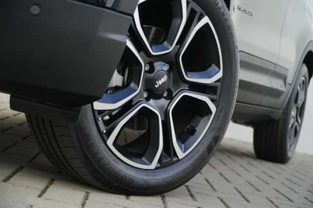 Jeep Avenger (2026) thumbnail 3
