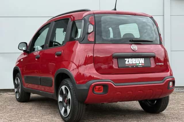 Fiat Panda (2025) thumbnail 3