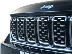 Jeep Grand Cherokee (2025) thumbnail 3
