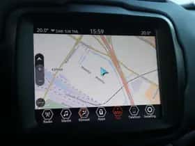 Jeep Renegade thumbnail 16