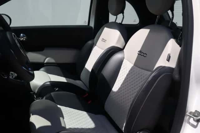 Fiat 500 (2022) thumbnail 3