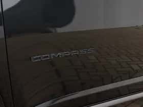 Jeep Compass (2024) thumbnail 5