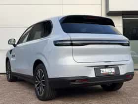Leapmotor B10 (2026) thumbnail 2