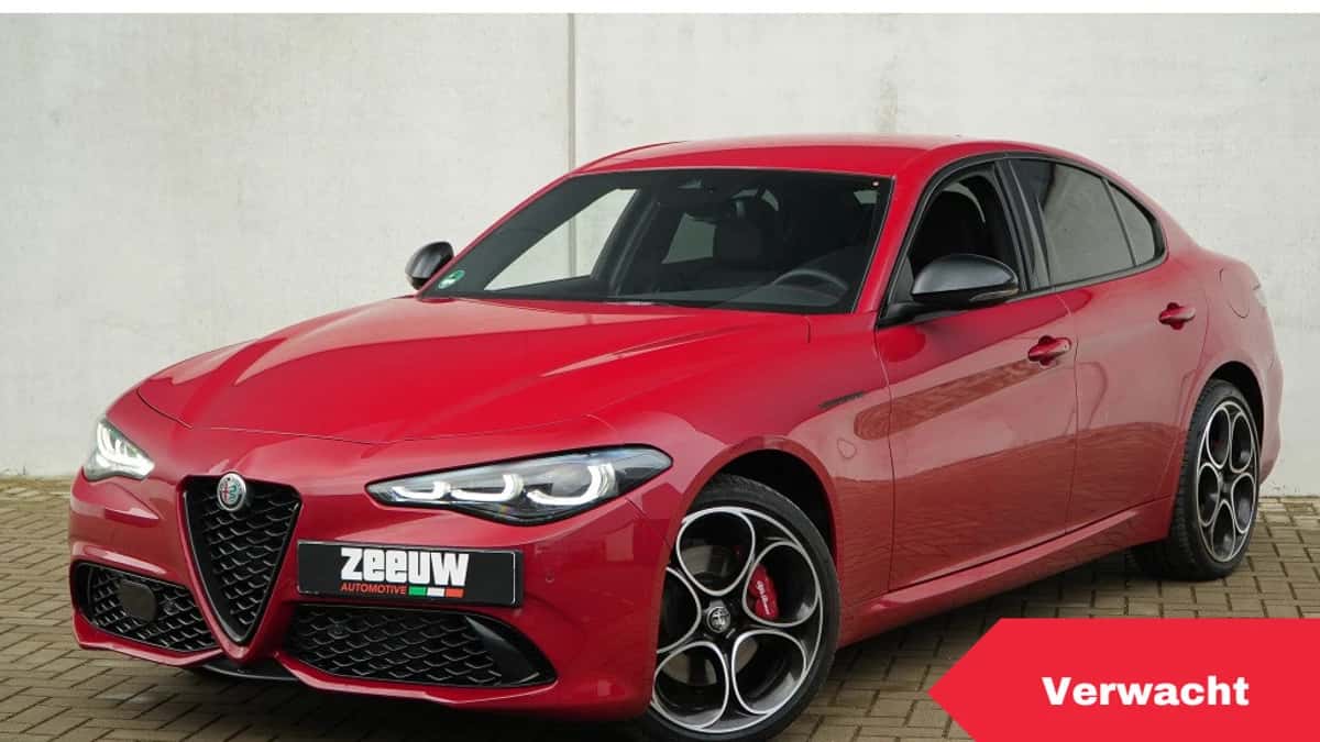 Alfa Romeo Giulia (2023) — foto 1