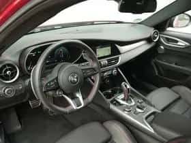 Alfa Romeo Giulia (2023) thumbnail 30