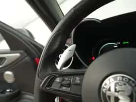 Alfa Romeo Giulia (2023) thumbnail 40