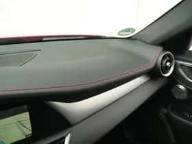Alfa Romeo Giulia (2023) thumbnail 42