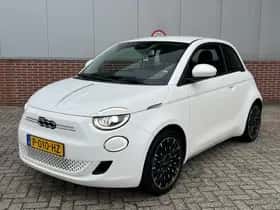 Fiat 500 (2022) thumbnail 5