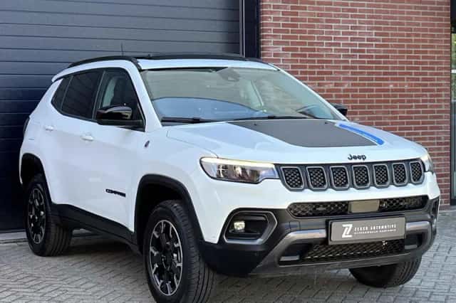 Jeep Compass (2023) thumbnail 5