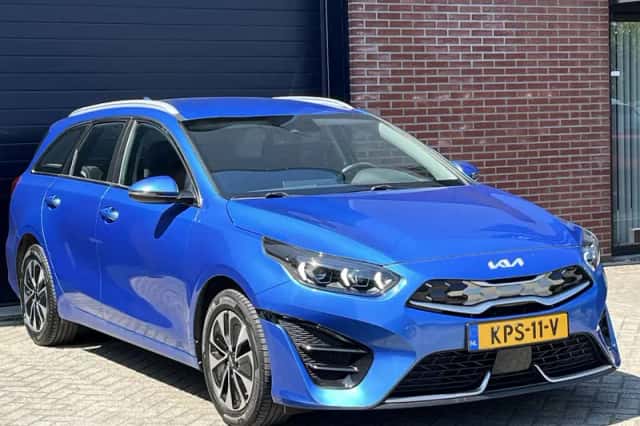 Kia Ceed (2023) thumbnail 5