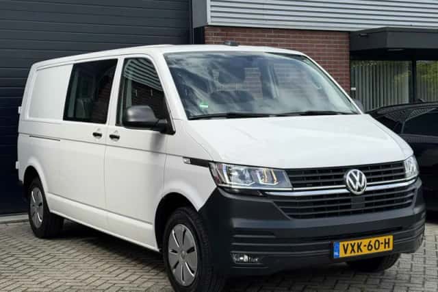 Volkswagen Transporter (2023) thumbnail 5
