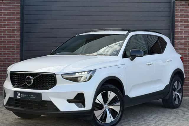 Volvo XC40 (2023) thumbnail 1