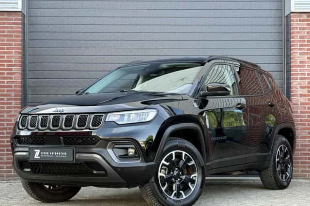 Jeep Compass (2023) thumbnail 1