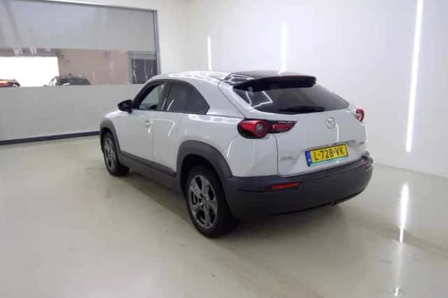 Mazda MX-30 (2021) thumbnail 3