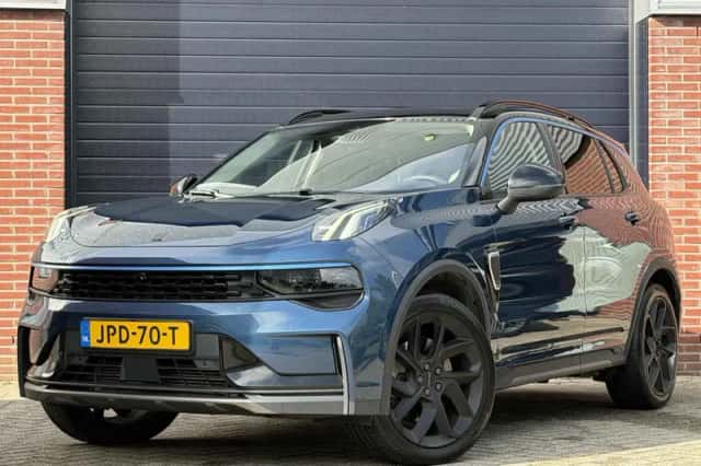 Lynk & Co 01 (2022) thumbnail 1