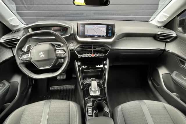Peugeot 208 (2021) thumbnail 2