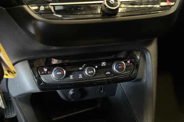 Opel Corsa (2021) thumbnail 4