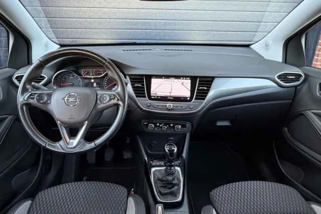 Opel Crossland (2019) thumbnail 2