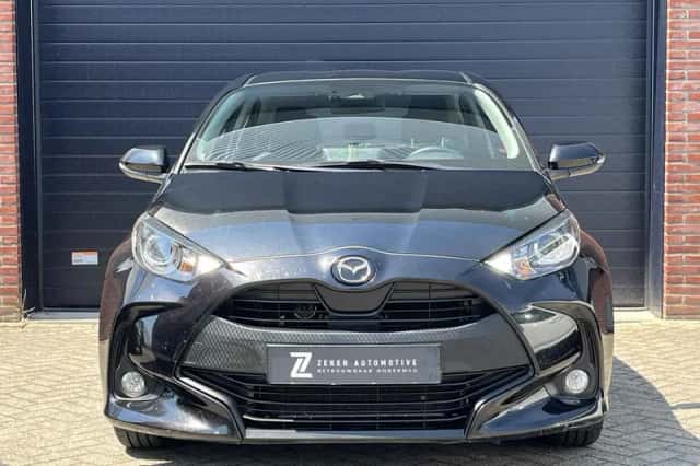 Toyota Yaris (2023) thumbnail 6