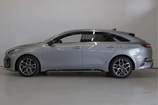 Kia Proceed (2021) thumbnail 5