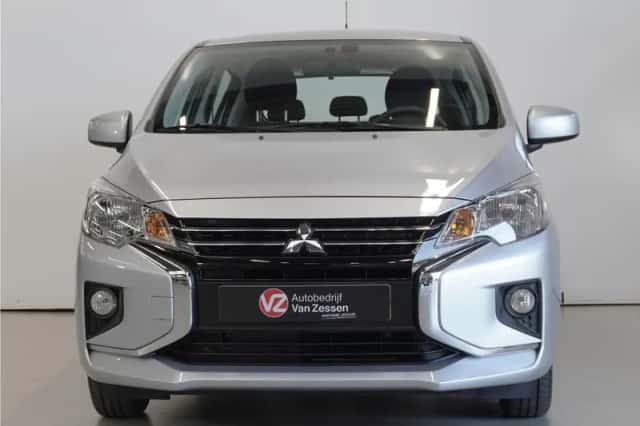 Mitsubishi Space Star (2023) thumbnail 5