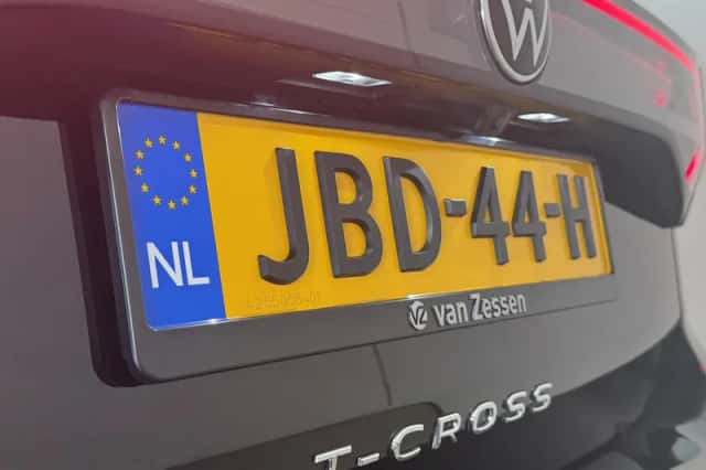 Volkswagen T-Cross (2025) thumbnail 6