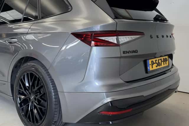 Škoda Enyaq (2022) thumbnail 5