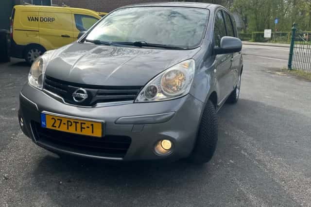 Nissan Note (2011) thumbnail 2