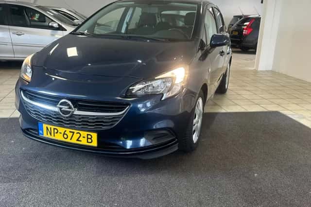Opel Corsa (2017) thumbnail 2