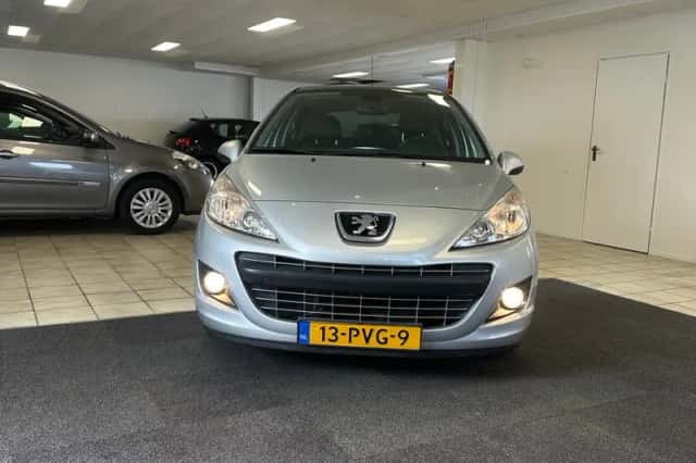 Peugeot 207 (2011) thumbnail 1