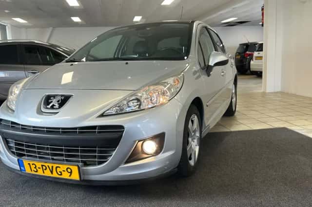 Peugeot 207 (2011) thumbnail 2