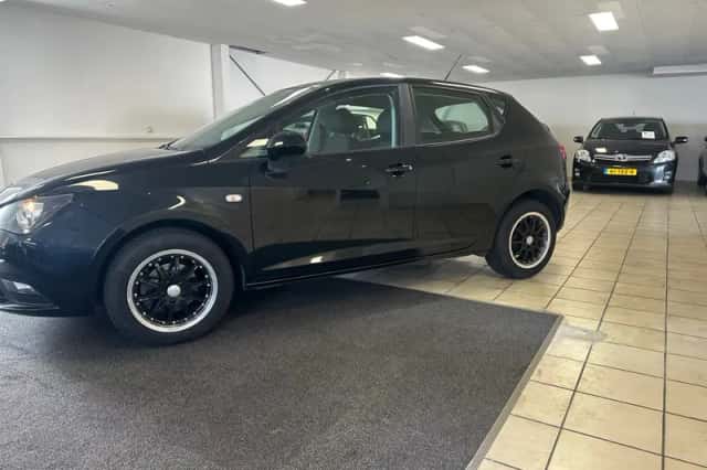 SEAT Ibiza (2013) thumbnail 4