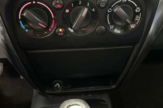 Suzuki SX4 (2007) thumbnail 1