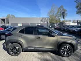 Toyota Yaris Cross (2024) thumbnail 2