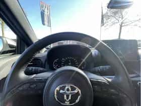 Toyota Yaris Cross (2024) thumbnail 17