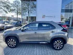 Toyota Yaris Cross (2024) thumbnail 4