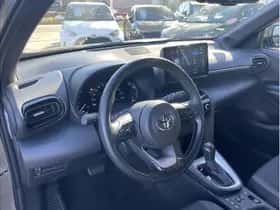 Toyota Yaris Cross (2024) thumbnail 6